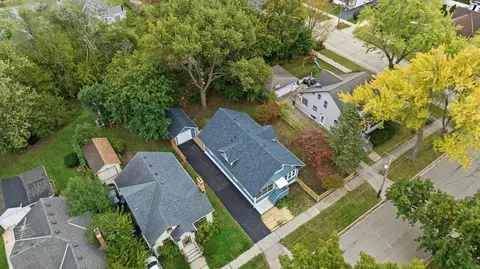 1009 Augusta Ave, Elgin, IL 60120 photo 27