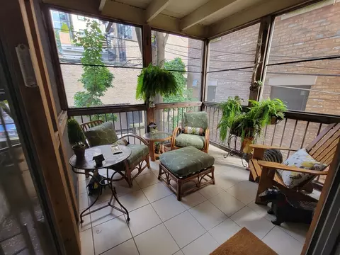 Exterior - 26 E Scott St #3, Chicago, IL 60610 photo 2 of 5
