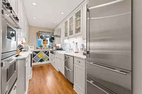 Kitchen - 26 E Scott St #3, Chicago, IL 60610 photo 1 of 4