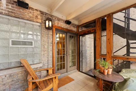 Exterior - 26 E Scott St #3, Chicago, IL 60610 photo 3 of 5