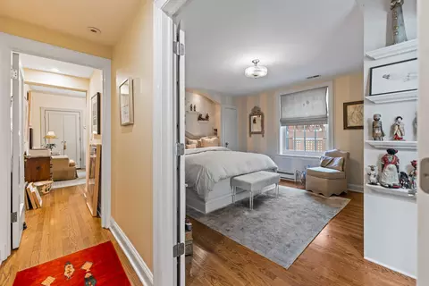 Entry Way - 26 E Scott St #3, Chicago, IL 60610 photo 6 of 6