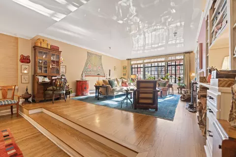 Living - 26 E Scott St #3, Chicago, IL 60610 photo 1 of 5