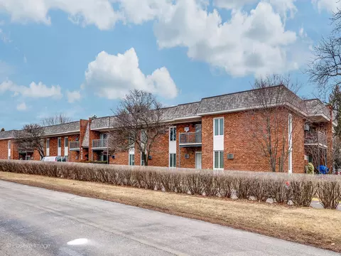 4129 Saratoga Ave #106, Downers Grove, IL 60515