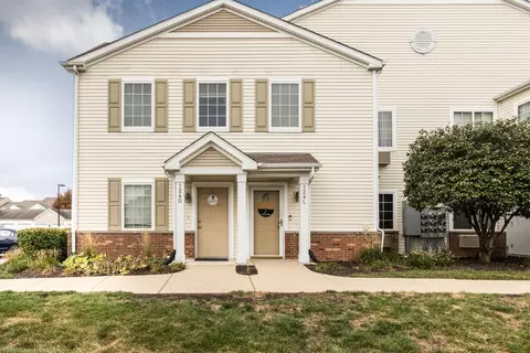 124 Bertram Dr #L, Yorkville, IL 60560