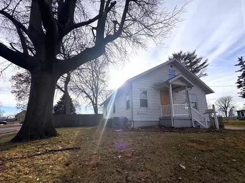1221 June St, Kewanee, IL 61443