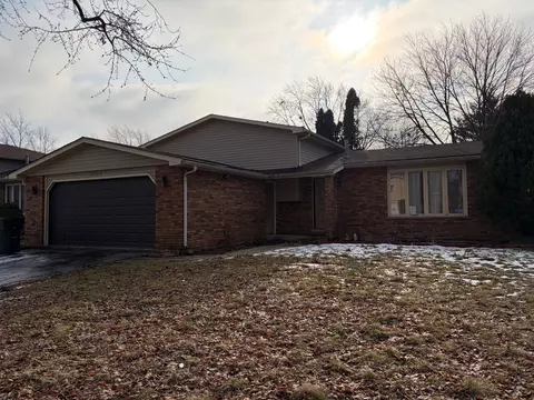 5301 Imperial Dr, Richton Park, IL 60471