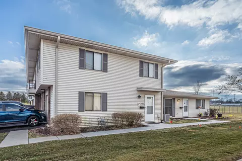 202 Nauset Ln #202, Schaumburg, IL 60194