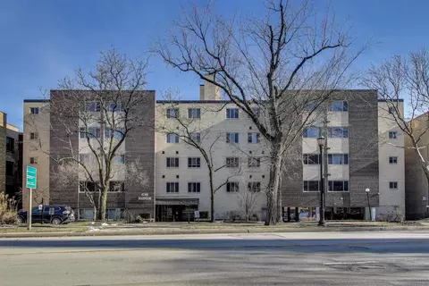 835 Ridge Ave #205, Evanston, IL 60202
