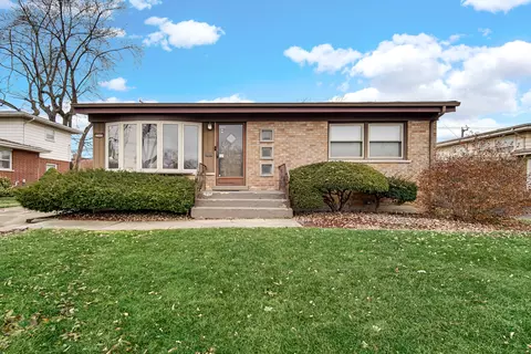 240 Westgate Ave, Chicago Heights, IL 60411