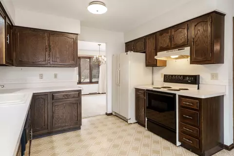 Kitchen - 8169 Clockview Rd, Rockford, IL 61108 photo 5 of 5
