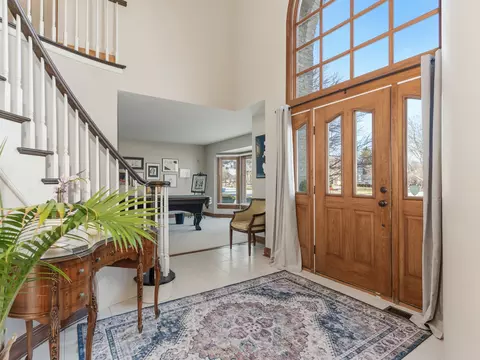 Entry Way - 4005 White Eagle Dr, Naperville, IL 60564 photo 1 of 4