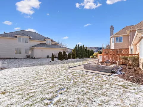 Exterior - 4005 White Eagle Dr, Naperville, IL 60564 photo 3 of 6