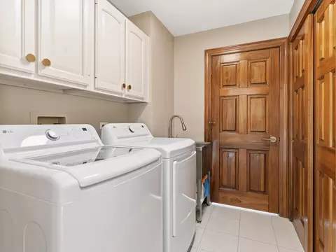 Other - 4005 White Eagle Dr, Naperville, IL 60564 photo 5 of 9