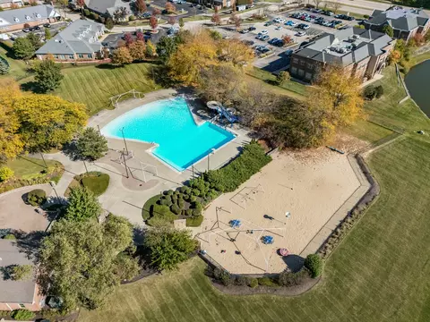 Exterior - 4005 White Eagle Dr, Naperville, IL 60564 photo 6 of 6