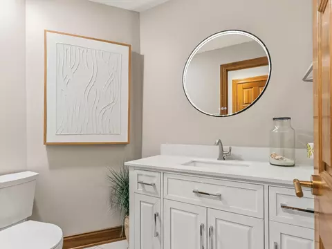 Bath - 4005 White Eagle Dr, Naperville, IL 60564 photo 1 of 7