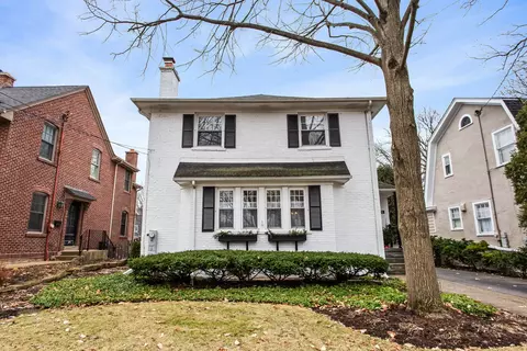 735 Foxdale Ave, Winnetka, IL 60093