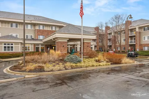 801 N Mclean Blvd #132, Elgin, IL 60123