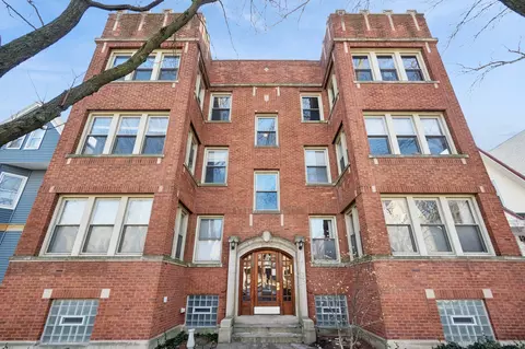 1521 W Edgewater Ave #1E, Chicago, IL 60660