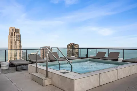 363 E Wacker Dr #6106, Chicago, IL 60601 photo 34