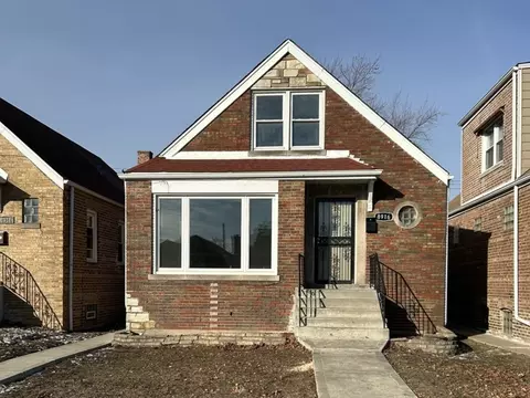 8916 S Merrill Ave, Chicago, IL 60617