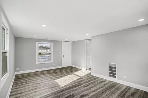 Living - 15700 Turner Ave, Markham, IL 60428 photo 3 of 3