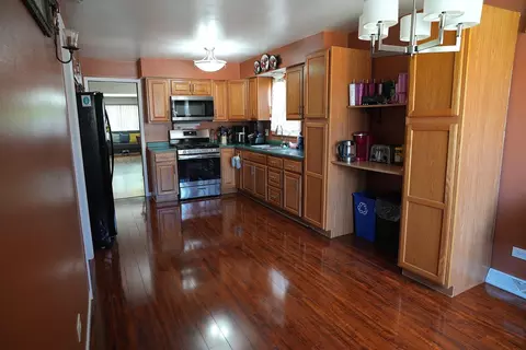 Kitchen - 1428 12 N Ashbel Ave, Berkeley, IL 60163 photo 3 of 4