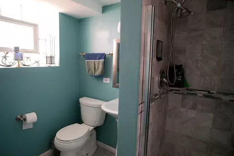 Bath - 1428 12 N Ashbel Ave, Berkeley, IL 60163 photo 3 of 3