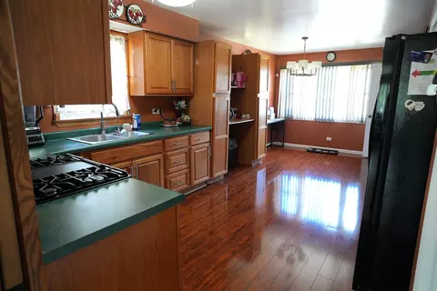 Kitchen - 1428 12 N Ashbel Ave, Berkeley, IL 60163 photo 1 of 4