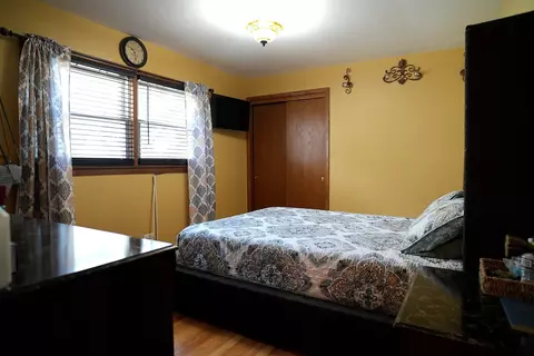Bedroom - 1428 12 N Ashbel Ave, Berkeley, IL 60163 photo 1 of 4