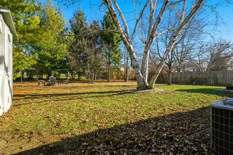 110 S Hershey Rd, Bloomington, IL 61704 photo 32