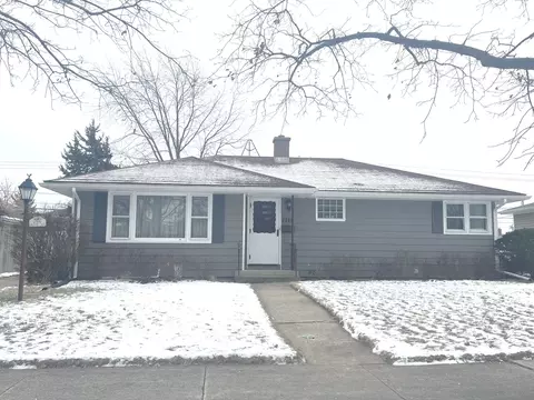 2305 W Grove Ave, Waukegan, IL 60085