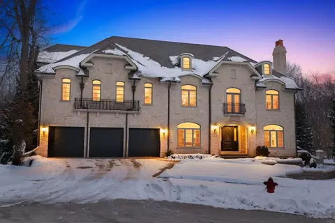 107 Carmela Ct, Bloomingdale, IL 60108