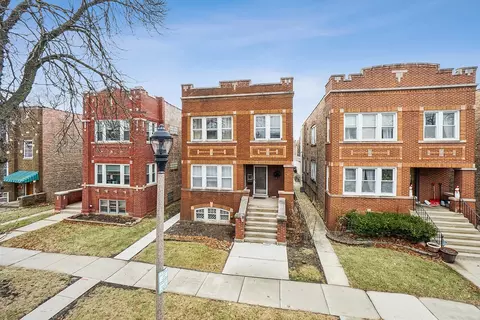 1832 Elmwood Ave, Berwyn, IL 60402