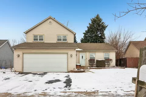 237 Commonwealth Dr, Bolingbrook, IL 60440