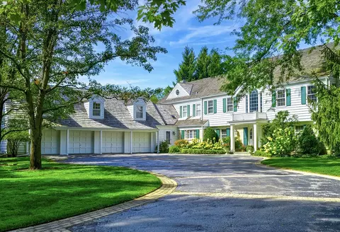 145 Woodley Rd, Winnetka, IL 60093