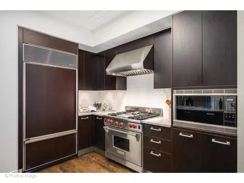 159 E Walton Pl #7G, Chicago, IL 60611 photo 17