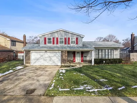 52 E Russet Way, Palatine, IL 60067