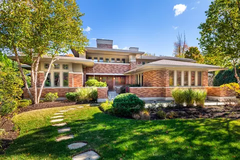 908 Julian Ct, Naperville, IL 60540