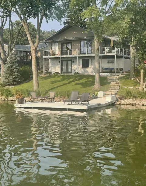 142 Sunrise Ct, Loda, IL 60948