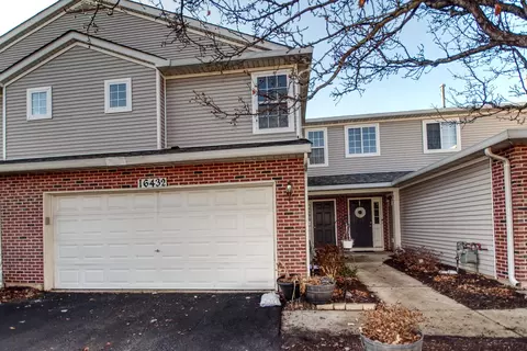 16432 Club Ct, Crest Hill, IL 60403