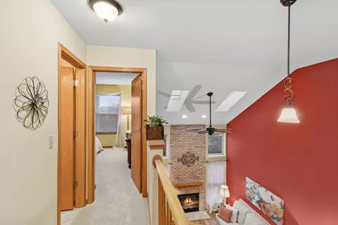 Entry Way - 18 Peach Tree Ct, Algonquin, IL 60102 photo 3 of 3