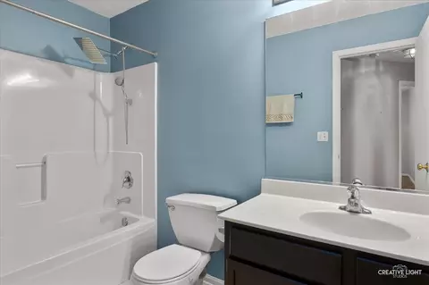 Bath - 1713 Burshire Dr, Plainfield, IL 60586 photo 3 of 3