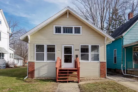508 N School St, Normal, IL 61761