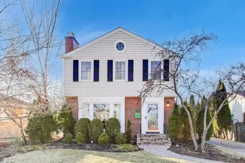 306 N Eastwood Ave, Mount Prospect, IL 60056