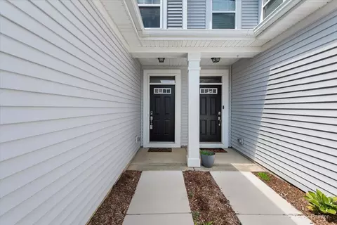 23540 W Bancroft Dr, Plainfield, IL 60585 photo 3