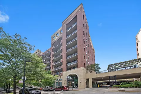811 W 15th Pl #709, Chicago, IL 60608