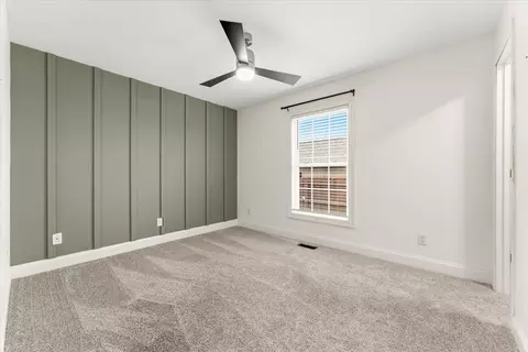 Bedroom - 426 E Newton St, Mansfield, IL 61854 photo 2 of 3