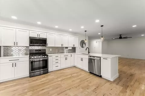 Kitchen - 426 E Newton St, Mansfield, IL 61854 photo 6 of 6