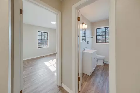 Entry Way - 306 E Cedar St, Le Roy, IL 61752 photo 3 of 4