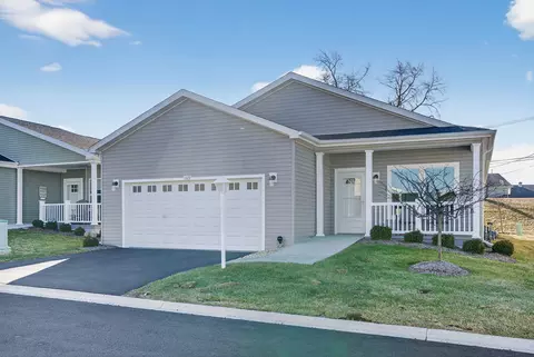 169 Hialeah Ln, Grayslake, IL 60030